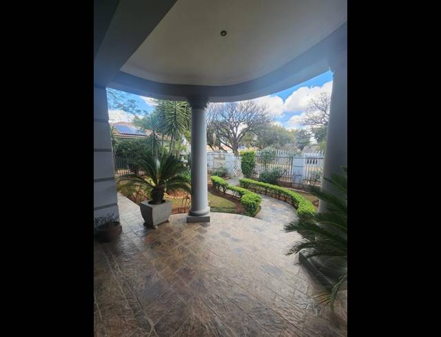 5 BEDROOM HOUSE FOR SALE IN ERASMIA